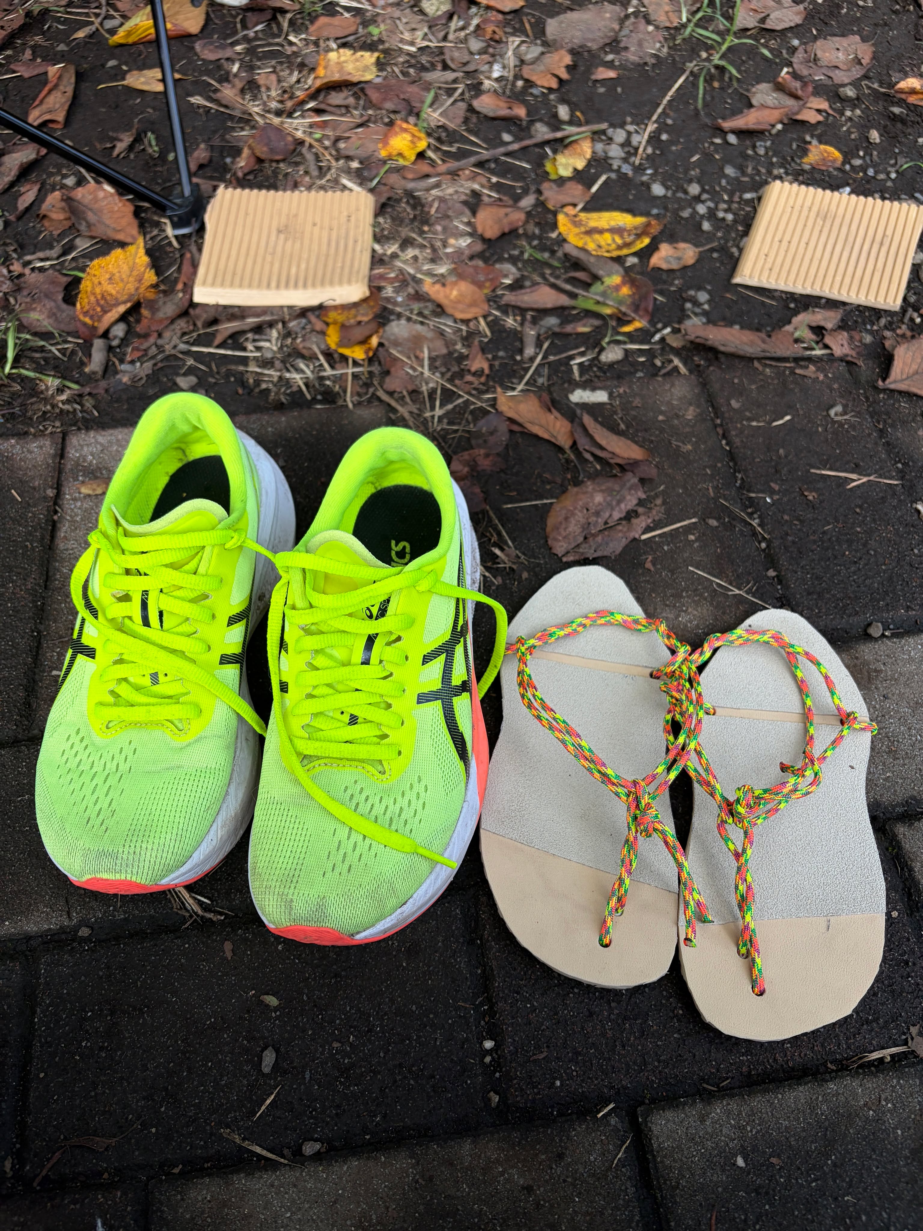 Iさまのワラーチです
2026-09-13、東京都武蔵野市井の頭公園アートマーケッツ
#ワラーチ #huaraches #井の頭公園アートマーケッツ #ワラーチランニング #zensandals